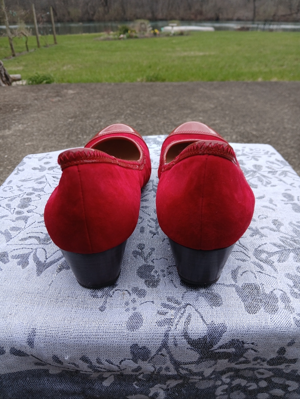 Nike-Cole Haan Red Suede & Patent Cap-Toe Ballet Flats - Picture 5 of 11